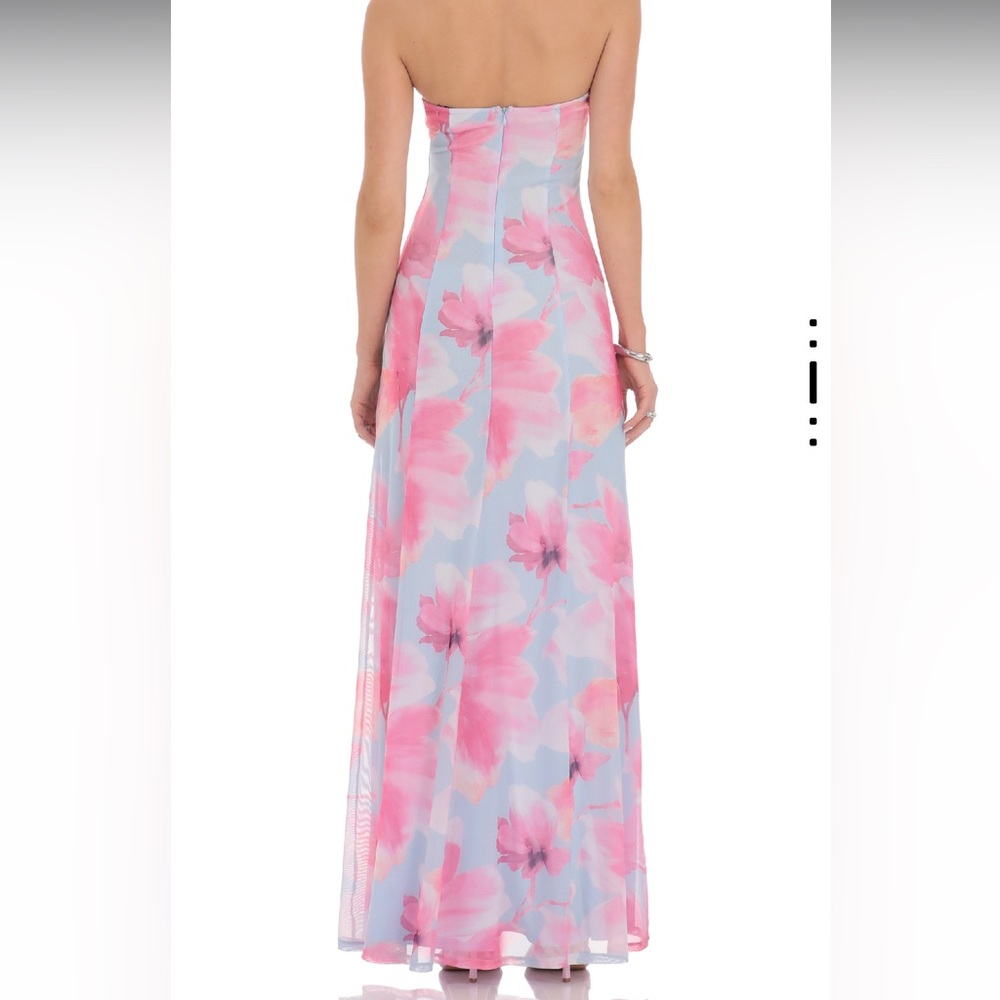 Lucy in the Sky floral mesh strapless dress in light blue - Picture 2 of 6